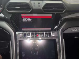 Lamborghini Urus (2018–2023) navigatsioonikaartide uuendamine - toote vaade 1